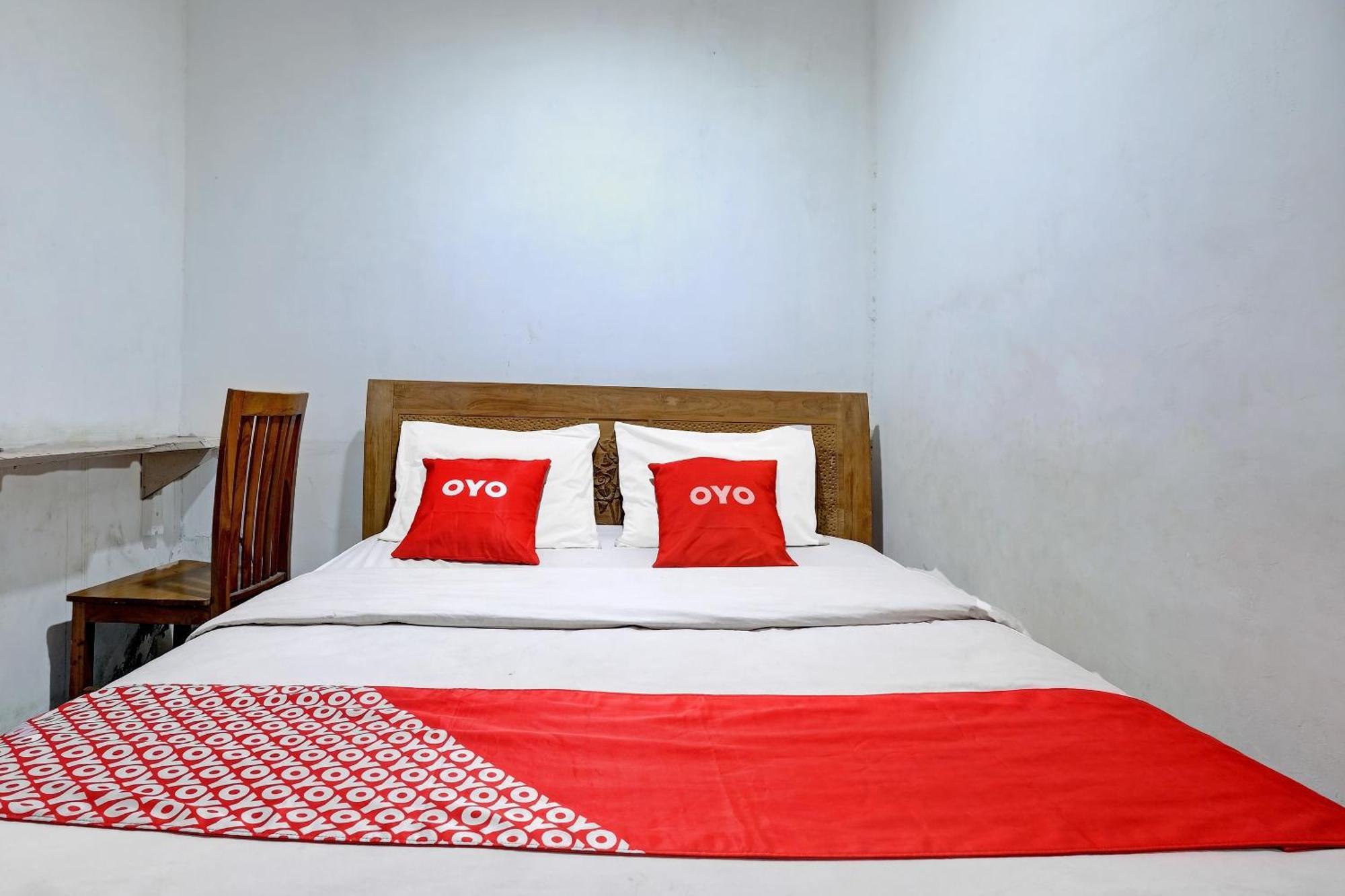 Oyo Life 92877 Hotel Rainbow 7296 سيمارانغ المظهر الخارجي الصورة
